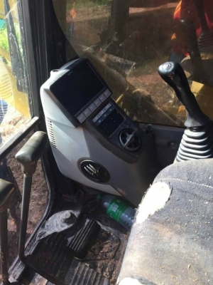 ขาย 1,350,000 บาท รถแบคโฮ KOMATSU PC200-8 ใช้งาน 15,xxx ชั่วโมง สภาพสวย พร้อมใช้งาน เอกสารเล่มทะเบียน   รถอยู่ นครราชสีมา  090-772-3710 090-772-3708