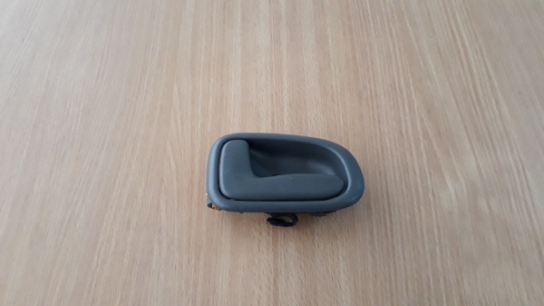 มือเปิดประตูด้านใน TOYOTA COROLLA AE100 AE101 ข้างช้าย