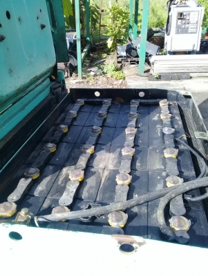 +++ ขายโฟล์คลิฟท์ไฟฟ้า  SUMITOMO  ขนาด  1.5  ตัน  เสา  4.5  เมตร  3  ท่อน  งาสไลด์ซ้าย + ขวา  ยางตันครับ