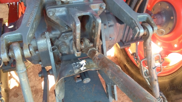 ขายด่วน M6040 ราคา 495,000บาท อุปกรณื  3 ชิ้น รถปี 55