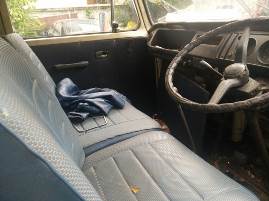 ขายรถโฟร์คตู้แตงโม ไฟเลี้ยวบน สีฟ้า-ขาว