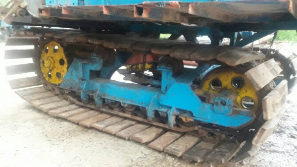 ขาย 48,000บาท ช่วงล่างรถเกี่ยว 10Ht เฟรมใบโซ่ ลอเลอร์สวย อยู่ สตึกบุรีรัมย์ครับ