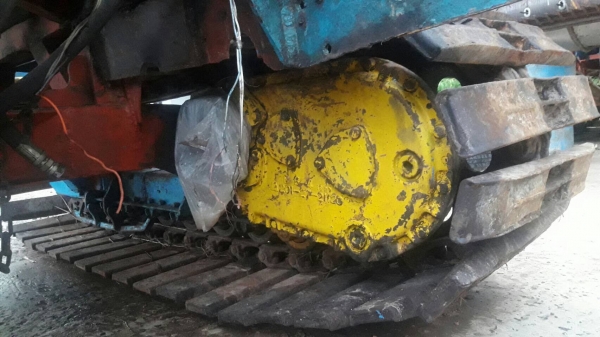 ขาย 48,000บาท ช่วงล่างรถเกี่ยว 10Ht เฟรมใบโซ่ ลอเลอร์สวย อยู่ สตึกบุรีรัมย์ครับ