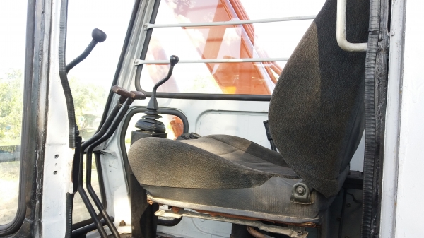 มัดจำกลางอากาศแล้วครับจาก คุณเปิ้ล ชุมพร ฮิตาชิ ex60-1 จอมอึด.สวยๆพร้อมใช้ เร็วแรงไว