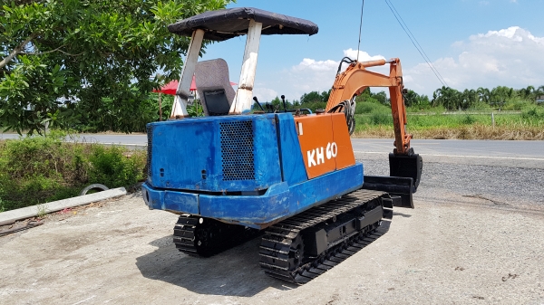 ขายด่วนรถแบคโฮKUBOTAคูโบต้าKH60เทียบเท่าPC30เครื่องคูโบต้า3สูบดีปั่มแรงรถนอกเพิ่งนำเข้ามาใหม่ยังไม่เคยใช้งานในเมืองไทยเลย