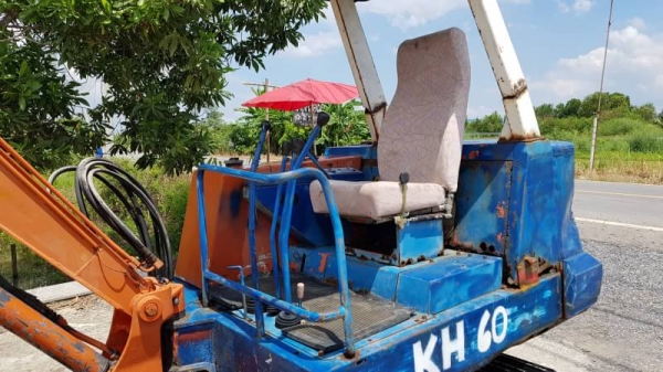 ขายด่วนรถแบคโฮKUBOTAคูโบต้าKH60เทียบเท่าPC30เครื่องคูโบต้า3สูบดีปั่มแรงรถนอกเพิ่งนำเข้ามาใหม่ยังไม่เคยใช้งานในเมืองไทยเลย