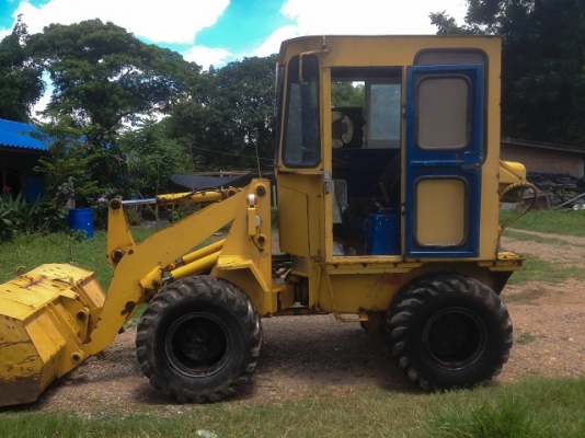 ขายรถตัก TCM 808 เอวอ่อน