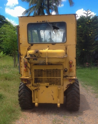 ขายรถตัก TCM 808 เอวอ่อน