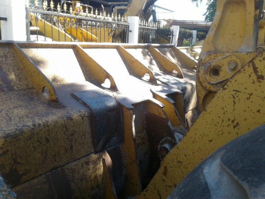 ขายรถตัก CAT 966F2