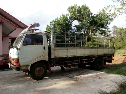 Hino KM779 ห้างแท้ยาว5.5ม 117แรง น้อตล้อ6ตัว เล่มพร้อม Hino KM779 ห้างแท้ยาว5.5ม 117แรง น้อตล้อ6ตัว เล่มพร้อม