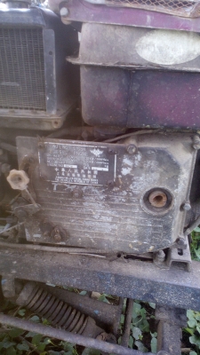 รถไถนั่งขับเครืีอง19.5แรง