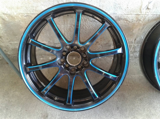 ขอบ17นิ้ว5รู100/114 ชุดนี้ ราคา 5300 บาท