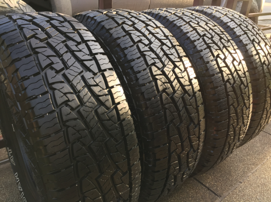 ยาง All Nexen 265 70 16 ปี16 ดอกเต็ม ไม่มีปะ เนื้อนิ่มๆ ใช้มาอาทิตย์เดียว ราคาไม่แพง ยาง All Nexen 265 70 16 ปี16 ดอกเต็ม ไม่มีปะ เนื้อนิ่มๆ ใช้มาอาทิตย์เดียว ราคาไม่แพง