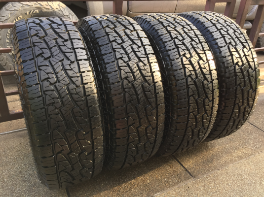 ยาง All Nexen 265 70 16 ปี16 ดอกเต็ม ไม่มีปะ เนื้อนิ่มๆ ใช้มาอาทิตย์เดียว ราคาไม่แพง ยาง All Nexen 265 70 16 ปี16 ดอกเต็ม ไม่มีปะ เนื้อนิ่มๆ ใช้มาอาทิตย์เดียว ราคาไม่แพง