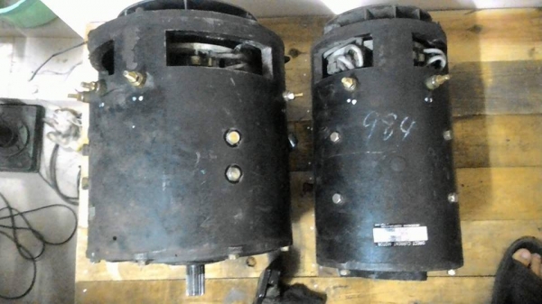 ขายมอร์เตอร์รถฟอร์คลิฟต์มี 2 ตัวขนาด 12.6 Kw และ 10.6/9.7 Kw อยู่ระยอง 0876743909