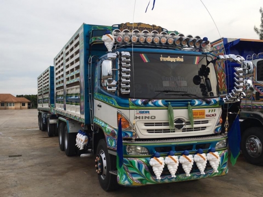 Hino 344 แรง ปี 56 กระบะดัมพ์SKT แม่ลูก 3 เพลาแท้ ใส่ของได้เกือบ 30 ตัน Hino 344 แรง ปี 56 กระบะดัมพ์SKT แม่ลูก 3 เพลาแท้ ใส่ของได้เกือบ 30 ตัน