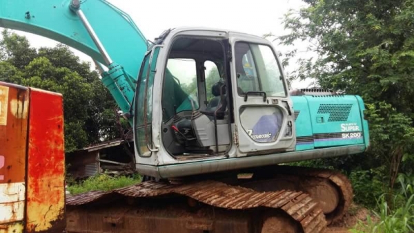 ขาย1,295,000 บาท KOBELCO SK200 MARK 6 SUPER YN-10 สภาพพร้อมใช้งาน เครื่องปั้มดีเยี่ยม ระบบไฟฟ้าสมบูรณ์ เอวแน่น โซ่ช่วงล่างเต็ม เอกสารเล่มทะเบียน รถอยู่ จ.มุกดาหาร โทร&ไอดีไลน์ 0610710295 ขาย1,295,000 บาท KOBELCO SK200 MARK 6 SUPER YN-10 สภาพพร้อมใช้งาน เครื่องปั้มดีเยี่ยม ระบบไฟฟ้าสมบูรณ์ เอวแน่น โซ่ช่วงล่างเต็ม เอกสารเล่มทะเบียน รถอยู่ จ.มุกดาหาร โทร&ไอดีไลน์ 0610710295