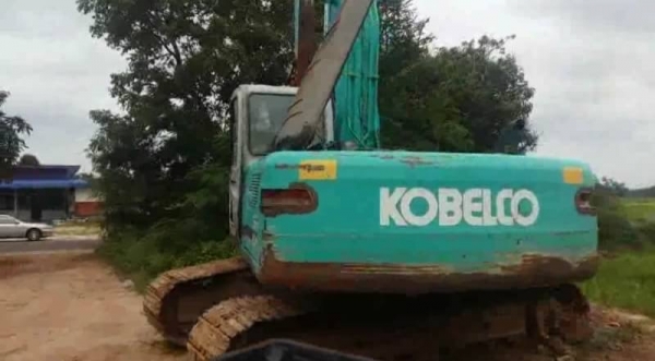 ขาย1,295,000 บาท KOBELCO SK200 MARK 6 SUPER YN-10 สภาพพร้อมใช้งาน เครื่องปั้มดีเยี่ยม ระบบไฟฟ้าสมบูรณ์ เอวแน่น โซ่ช่วงล่างเต็ม เอกสารเล่มทะเบียน รถอยู่ จ.มุกดาหาร โทร&ไอดีไลน์ 0610710295 ขาย1,295,000 บาท KOBELCO SK200 MARK 6 SUPER YN-10 สภาพพร้อมใช้งาน เครื่องปั้มดีเยี่ยม ระบบไฟฟ้าสมบูรณ์ เอวแน่น โซ่ช่วงล่างเต็ม เอกสารเล่มทะเบียน รถอยู่ จ.มุกดาหาร โทร&ไอดีไลน์ 0610710295