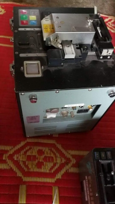 3ตัว 4,000 บ. ส่งฟรี083-2000058  LINE ID: line83292 ARC FUSION SPLICER เครื่องเชื่อมต่อชนสายใยแก้ว มีหลายฟังชั้น ต่อใช้ไฟได้ทั้งAC และ DC  มีหน้าจอเล็กบนเครื่องและต่อออกจอใหญ่ข้างนอกได้