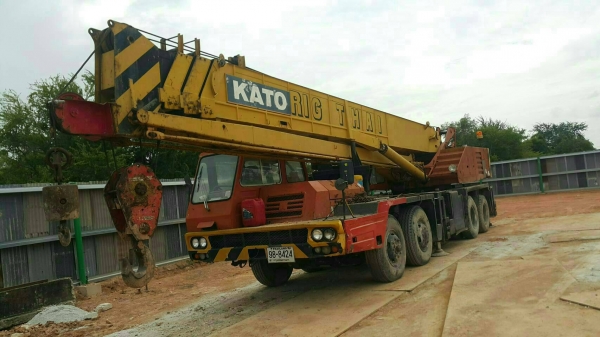 เครน KATO NK ยก 35 ตัน รถ 5คอลโทรล พร้อมใช้งานราคา 3,000,000 บาท เอกสารเล่มทะเบียน ภาคกลาง