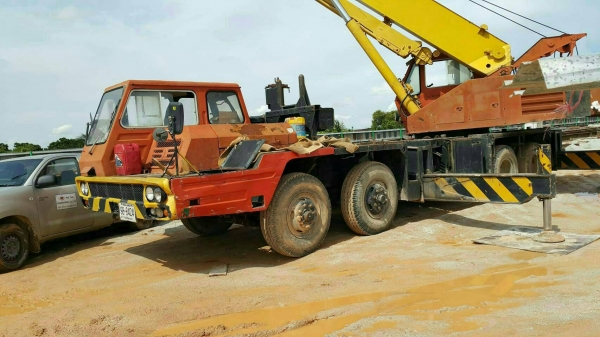 เครน KATO NK ยก 35 ตัน รถ 5คอลโทรล พร้อมใช้งานราคา 3,000,000 บาท เอกสารเล่มทะเบียน ภาคกลาง