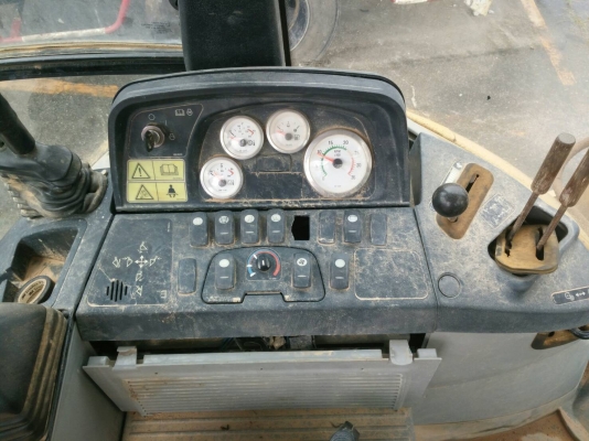 รถตักหน้าขุดหลัง แคท CAT 422E 2 คันเหมา 1,300,000 บาท รถภาคกลาง รถตักหน้าขุดหลัง แคท CAT 422E 2 คันเหมา 1,300,000 บาท รถภาคกลาง