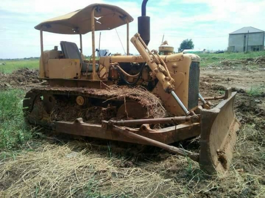 CAT D4B