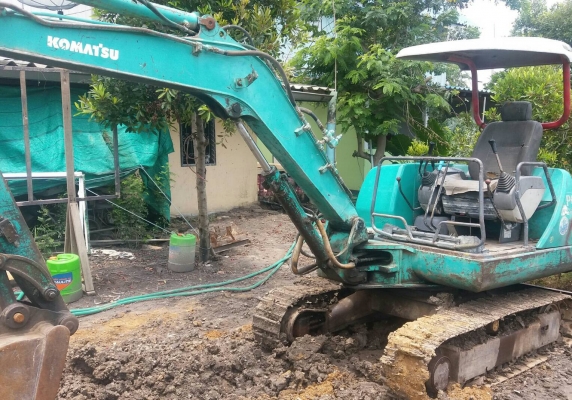 KOMATSU PC30-7 เก่านอก พร้อมใช้งาน