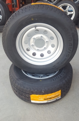 ขายล้อกะทะผ่าใหม่ขอบ15 พร้อมยางใหม่215/70/15 2 ล้อ