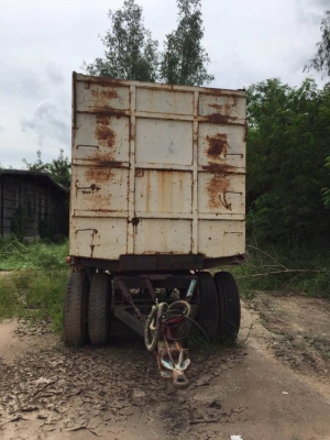 ขาย 195,000 บาท ลูกพ่วงดั้ม 2 เพลา ยาว 6.2 เมตร สภาพยางไม่ครบ เอกสารเล่มทะเบียน  รถอยู่ จ.ขอนแก่น โทร&amp;ไอดีไลน์ 0610710295