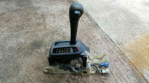 คันเกียร์ auto Toyota