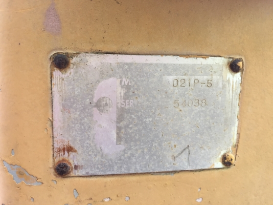 ขายรถดันดิน KOMATSU D21-P5 ขายรถดันดิน KOMATSU D21-P5