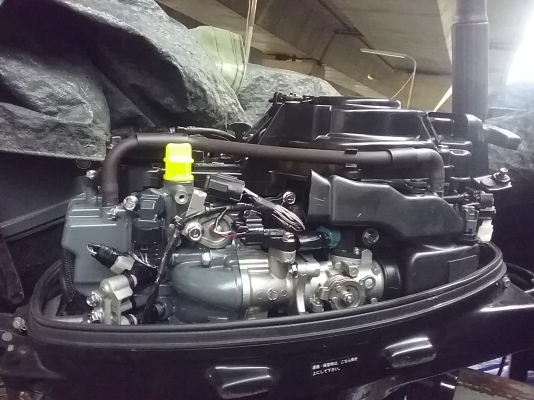 ขายเครื่องSuzuki 9.9 fourstrokeหัวฉีด ขายเครื่องSuzuki 9.9 fourstrokeหัวฉีด
