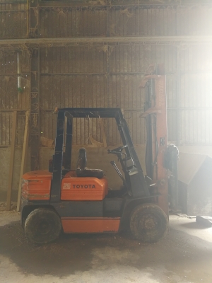ขายถูก โฟล์คลิฟท์ Toyota 2.5 ตัน เสาสูงพิเศษ 4 เมตรเมตรรถโฟลค์ลิฟท์ หายาก