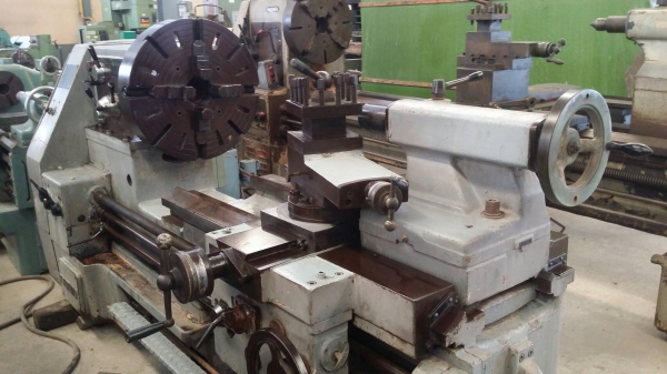 เครื่องกลึงญี่ปุ่นใหญ่ KYKUTO 8.5ฟุต สวิง1.2m ถอดคอม้าได้ เครื่องสวย ราคาดีชมเครื่องจักร โฟล์คลิฟท์ รอก นับ1,000รายการจากญี่ปุ่นwww.paholgroup.com