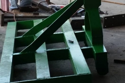 ขายพร้อมรับทำลิปเปอร์ฝังปุ๋ย  ใช้งานได้ดีมาก  ฝังปุ๋ยได้ลึก