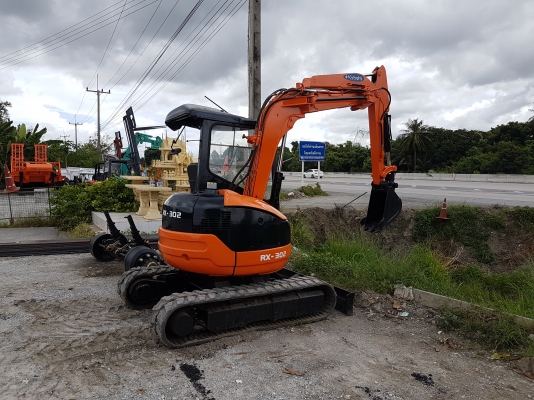 ขายรถขุดKubota  rx302...เครื่อง4สูบ