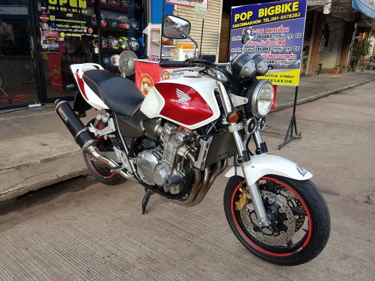 ขายแลกเทิร์นคับ HONDA CB1300 ปี2005 หัวฉีด กุญแจชิฟ สีสวย ท่อแต่งสแตนเลสทั้งเส้น แฮนด์บาร์ กันล้ม อิ