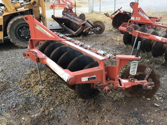 ขายผาน6x22 ตราช้างเฮหวี่พลัส โทร 0872016577