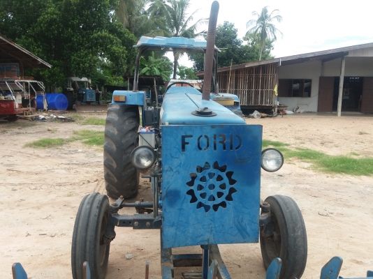 ขาย450000บาท7740เพลาเดียวเกียกลางออกเก่านอกมา