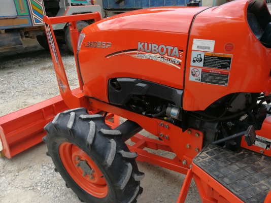 คูโบต้า L3608SP 4 WD  รถเกรด A ใบมีดตราช้าง ผานหลังใหม่ ทำงาน 323 ชั่วโมง