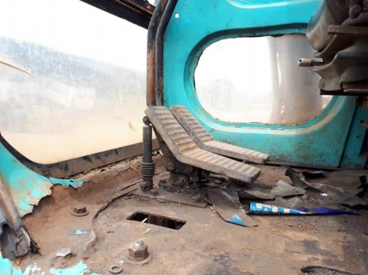 ขาย 625,000 บาท KOBELCO SK200 MARK 5 ธรรมดา บูมยาว 16 เมตร เครื่องดี ปั้มแรง โช่หนา เอวแน่น ไฟฟ้าครบ(ขาดมอเตอร์) เอกสารเล่มทะเบียน รถอยู่ จ.ลพบุรี โทร&ไอดีไลน์ 0610710295 ขาย 625,000 บาท KOBELCO SK200 MARK 5 ธรรมดา บูมยาว 16 เมตร เครื่องดี ปั้มแรง โช่หนา เอวแน่น ไฟฟ้าครบ(ขาดมอเตอร์) เอกสารเล่มทะเบียน รถอยู่ จ.ลพบุรี โทร&ไอดีไลน์ 0610710295