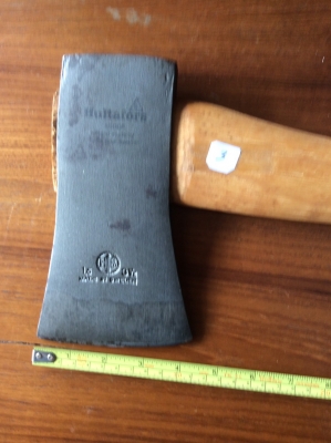 ขายขวานตราเสือ3 1/2ปอน HULT MADE IN SWEDEN.นำเข้าจากสวีเดนทั้งตัว