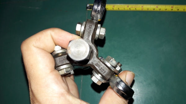 ขายสามขาถอดลูกปืนของใหม่ ขนาด3"TAPARIA Made in India.DROPFORGETSTEEL. ขายสามขาถอดลูกปืนของใหม่ ขนาด3"TAPARIA Made in India.DROPFORGETSTEEL.