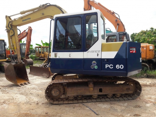 ขายKOMATSU PC60-6 เก่าญี่ปุ่นแท้  มีลายแย๊ก  5,XXX  ชั่วโมง  สภาพสวย พร้อมใช้ โทร 089-3818694  ดวงนภา