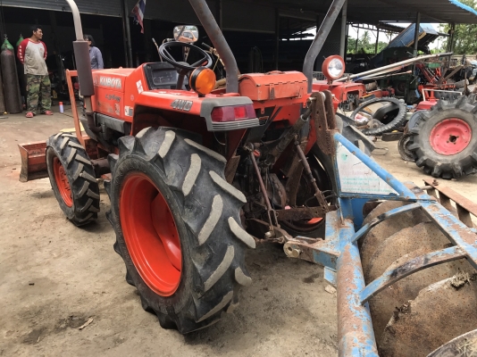 ขายด่วน รถไถ คูโบต้า m 5000  ยางใหม่เครืองนิ่ม.  2เพลา.  มีใบดันหน้าอย่างเดียว เอกสารพร้อม ขาย270000