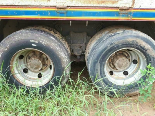 ขาย 1,950,000  ISUZU DECA 300 ปี 54 (แม่ไม่ดั้ม-ไม่ดั้ม) หัวบาง ยางดี คัสชีสวย เอกสารเล่มทะเบียน  รถอยู่ จ.ยโสธร  090-772-3710 090-772-3708