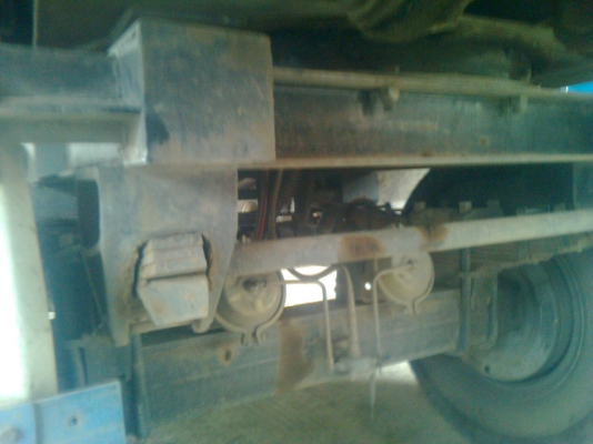 ลูกพ่วง 3 เพลาแท้ ยาว 6.80 เมตร กระบะอลูมิเนียม ปี 50