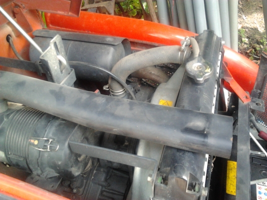 ขาย KUBOTA รุ่น 2420(4WD)