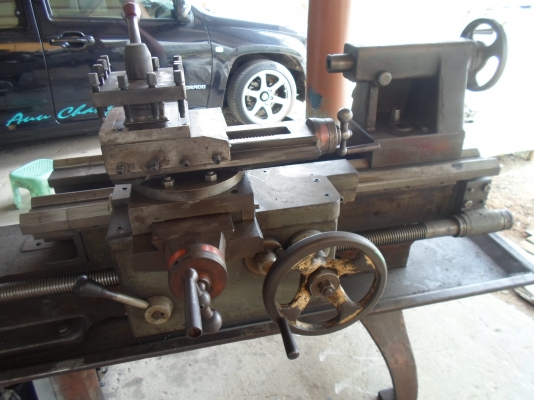 เครื่องกลึง 6 ฟุต คอลึก 15 นิ้ว 57,000 ด่วน !!!!!!!! เครื่องกลึง 6 ฟุต คอลึก 15 นิ้ว 57,000 ด่วน !!!!!!!!